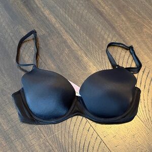 PINK Wear Everywhere Lightly Lined Black Bra 32C